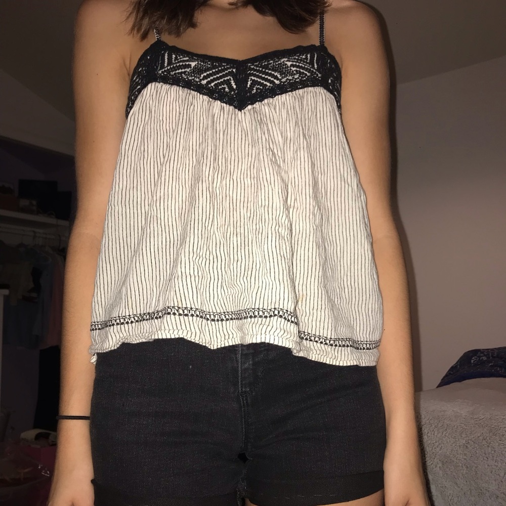 Tank top with adjustable straps